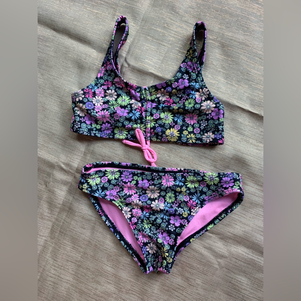 Wonder Nation girls floral two piece bathing suit size s (6-6x)